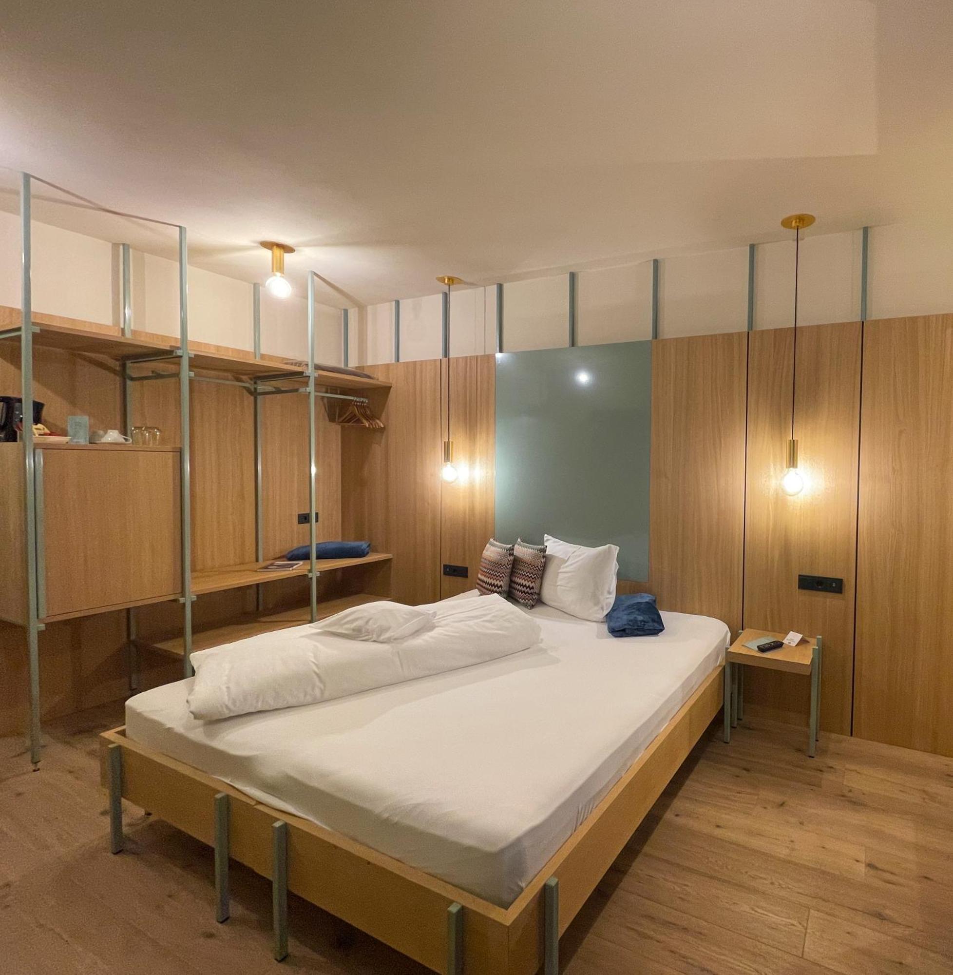 Hotel Villa Mayr Rooms & Suites Брессаноне Екстер'єр фото